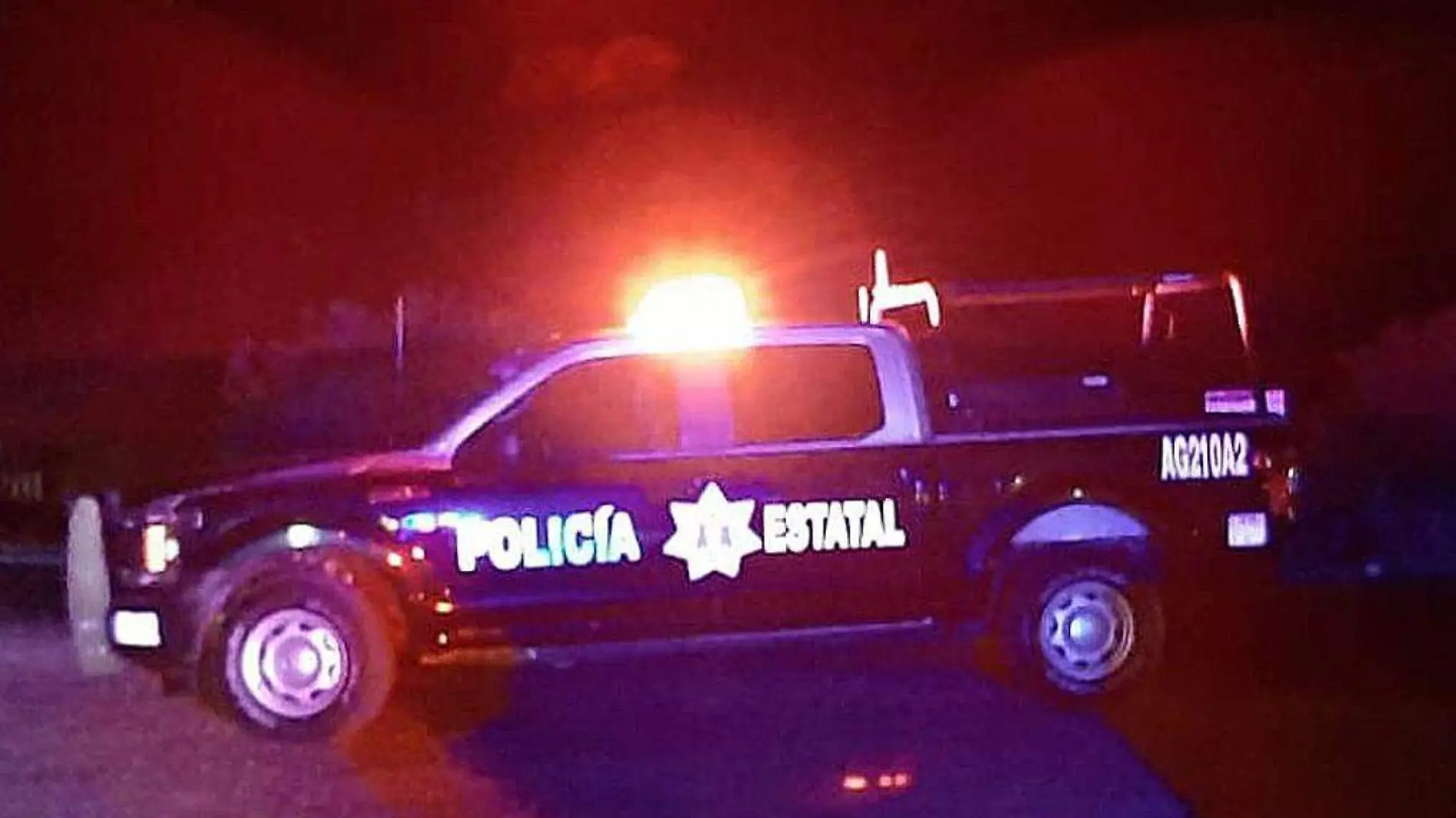 Patrulla de la Policía Estatal de noche